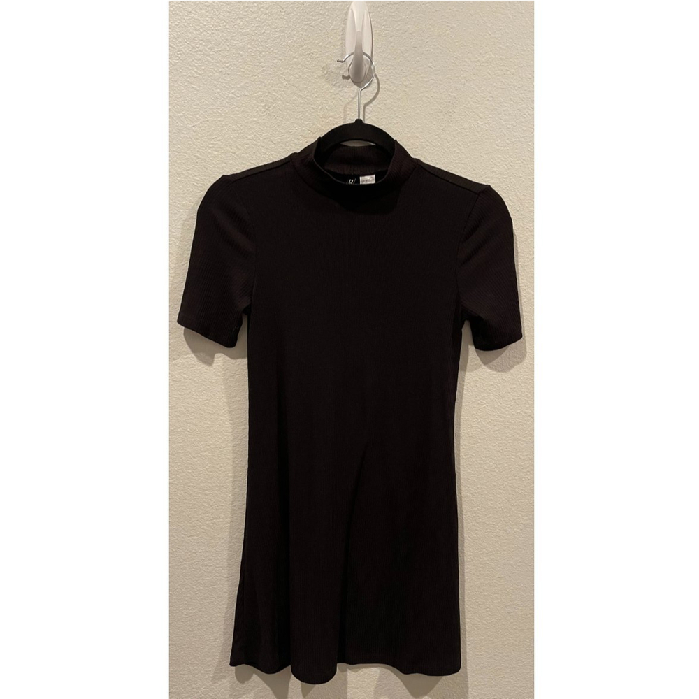 H&M Mini A-Line Black Short Sleeve Dress